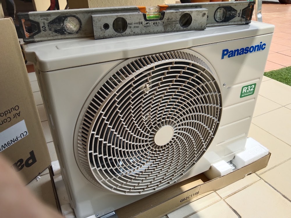 AC COOLWORKS & BUILDERS
