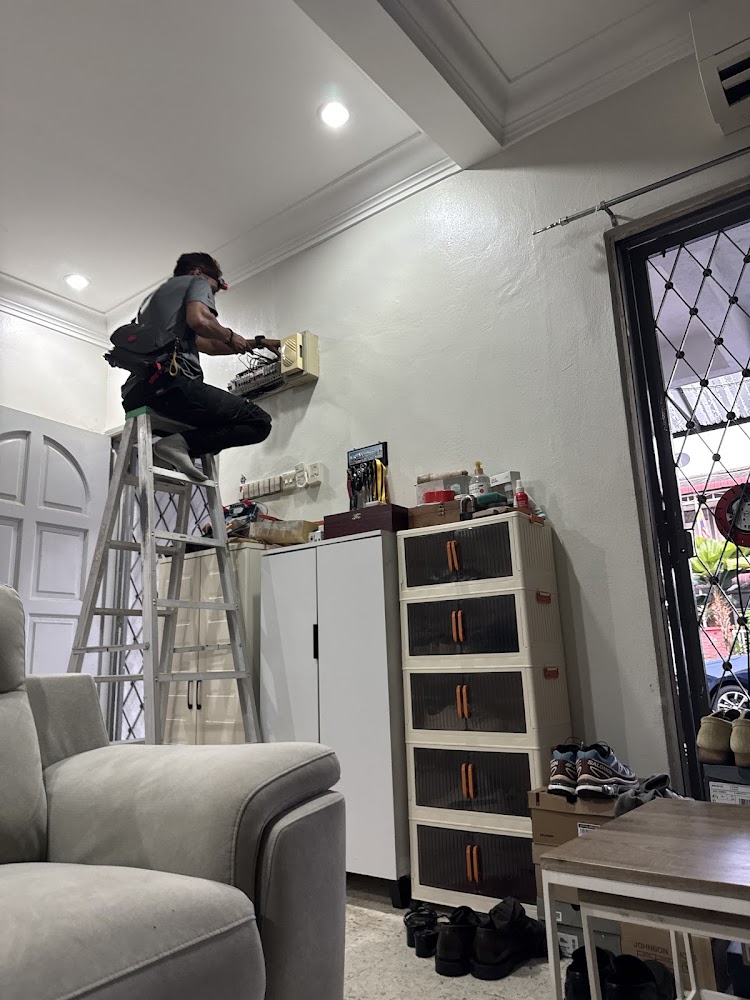 Syaker electrical maintenance