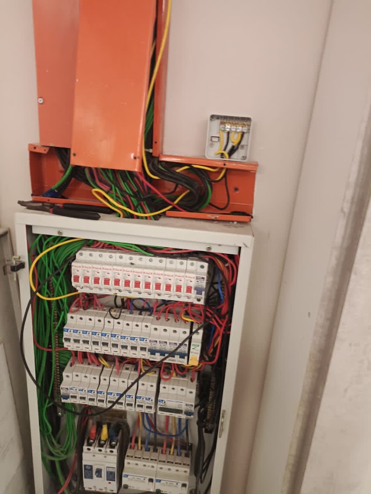 Hadi Reno Enterprice|Electricial|Plumbing|Painting|Handymanservices
